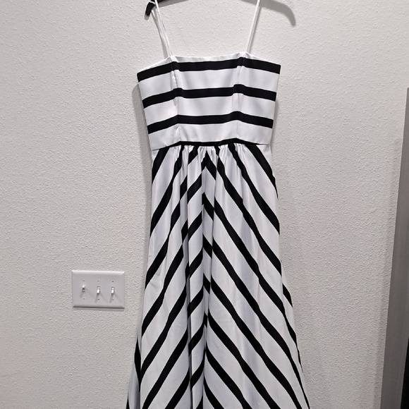 Betsy & Adam Women's Stripe Ballgown - Picture 3 of 11